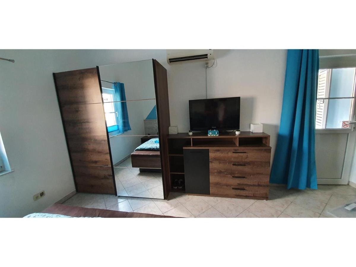 Blue Sea Vir Apartments Екстериор снимка