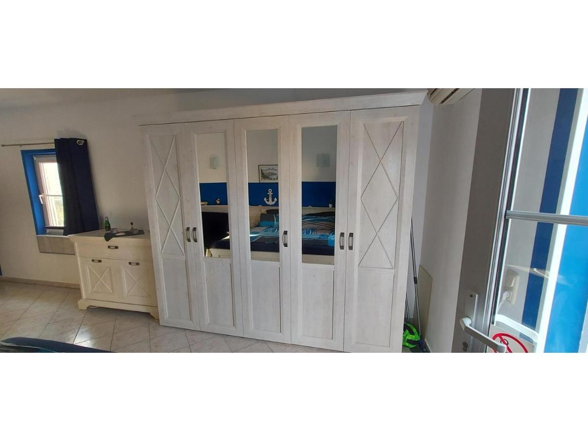 Blue Sea Vir Apartments Екстериор снимка