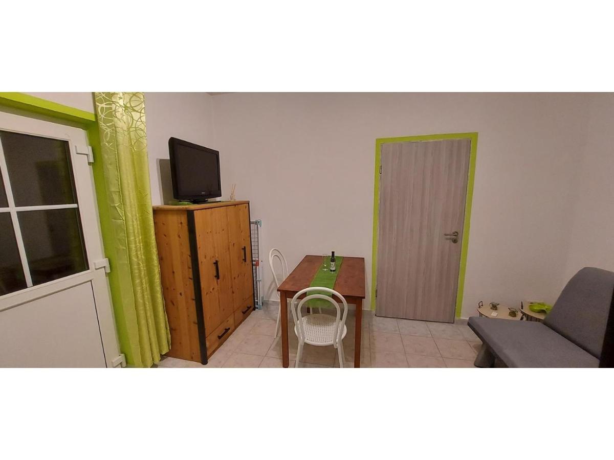 Blue Sea Vir Apartments Екстериор снимка